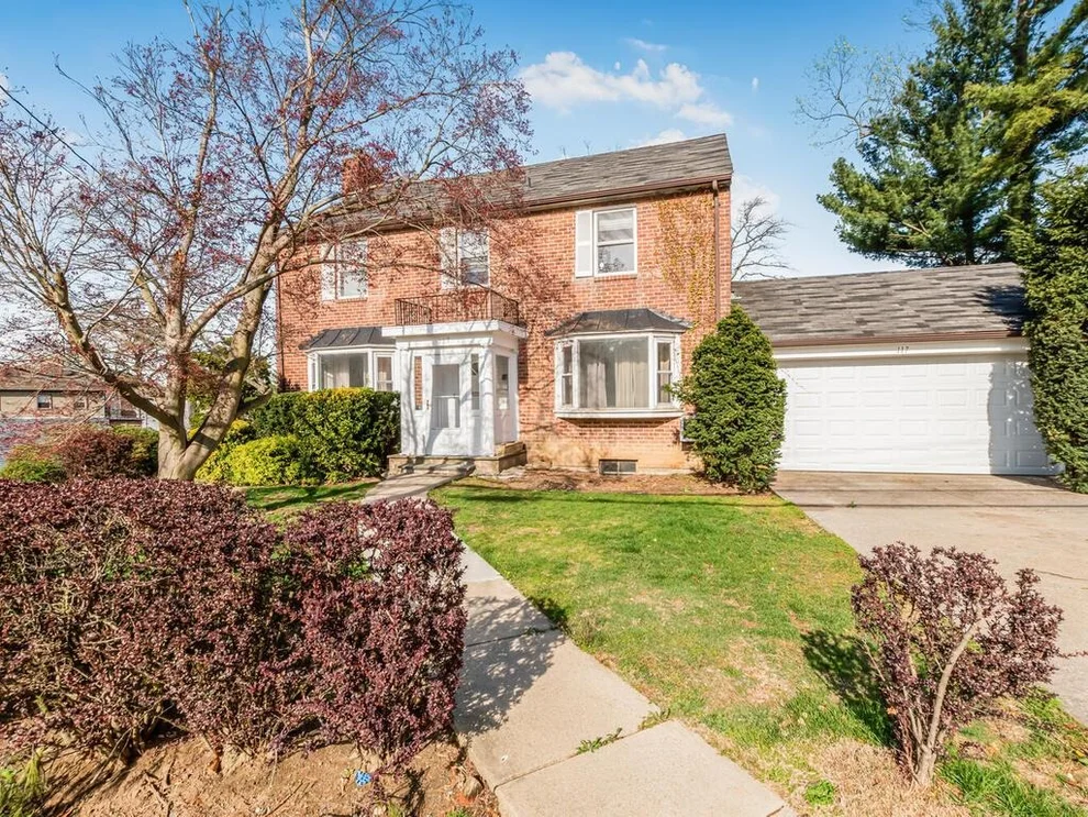 Unit for sale at 117 Saint Johns Avenue, Yonkers, NY 10704