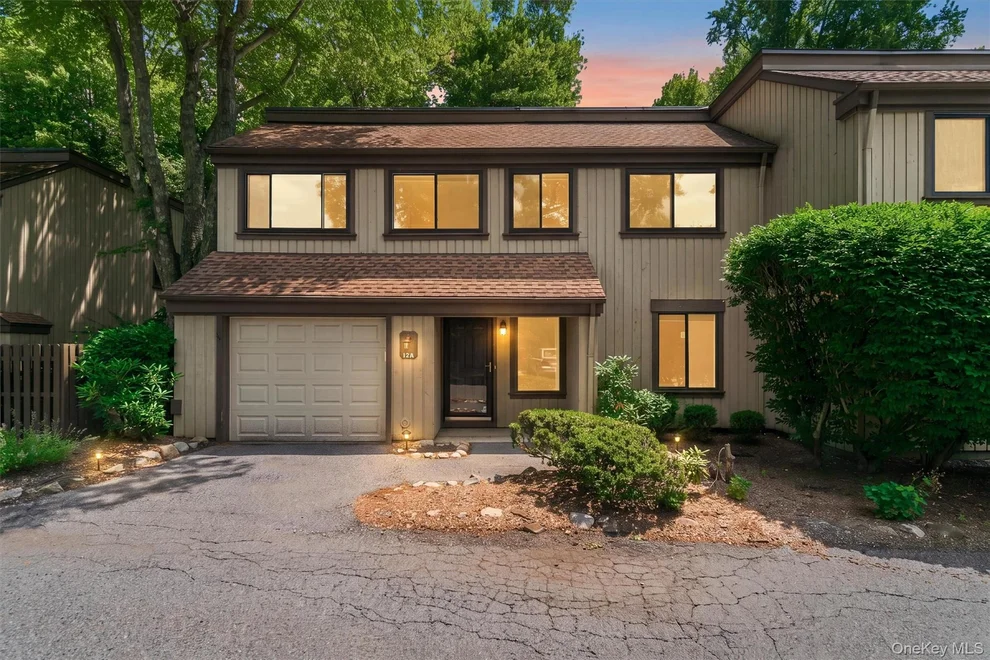 Unit for sale at 12 Heritage Hills, Somers, NY 10589