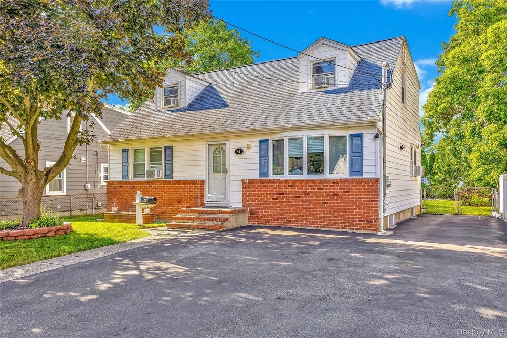 Unit for sale at 45 W 6th Street, Brookhaven, NY 11772