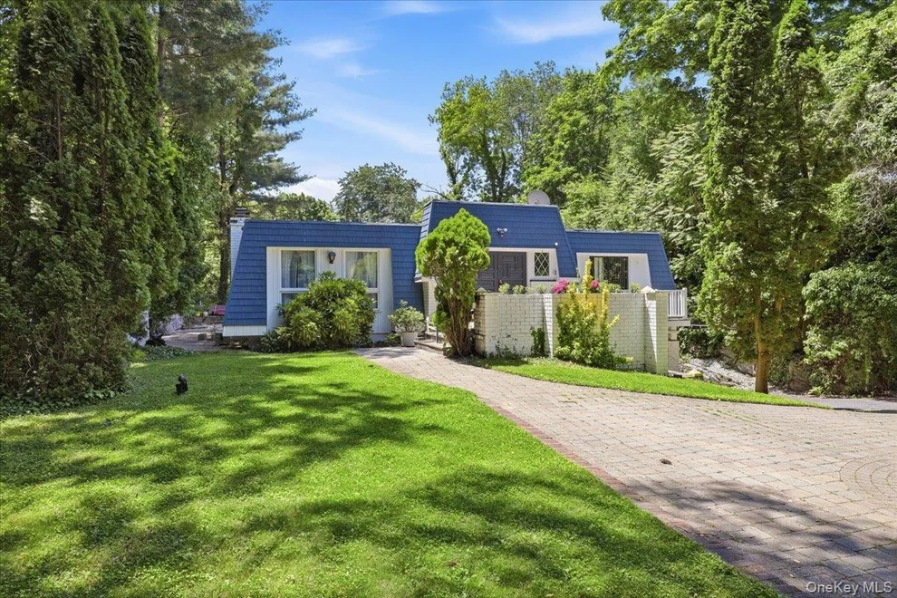 Unit for sale at 275 Broadfield Road, New Rochelle, NY 10804