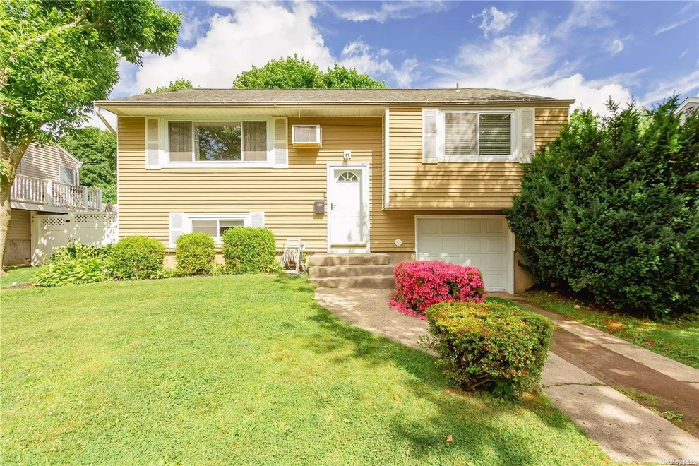 Unit for sale at 74 Ripley Drive, Huntington, NY 11768