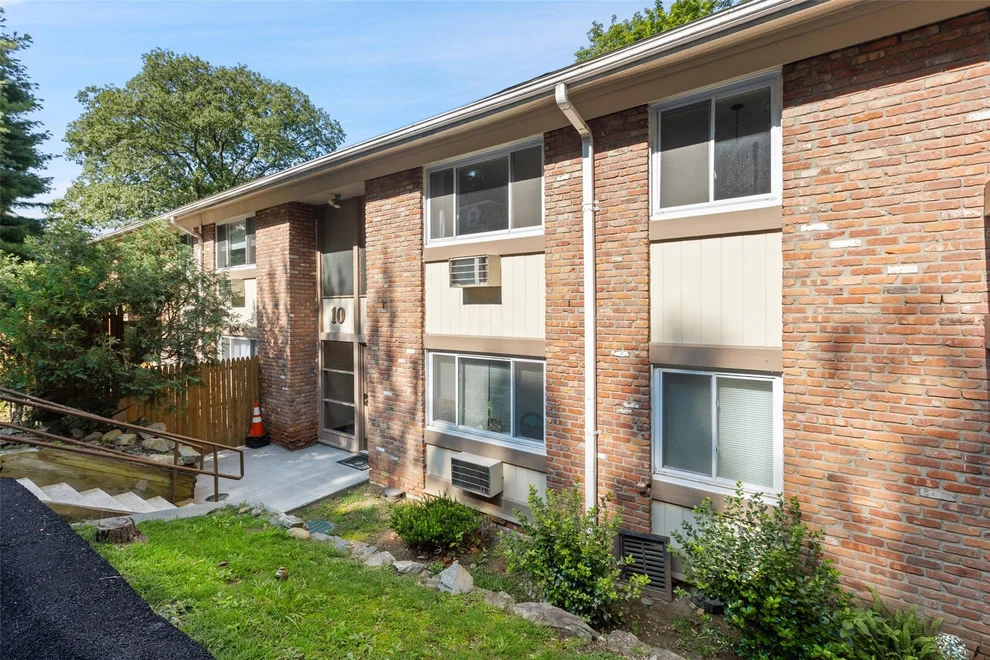 Unit for sale at 10 N James Street, Peekskill, NY 10566