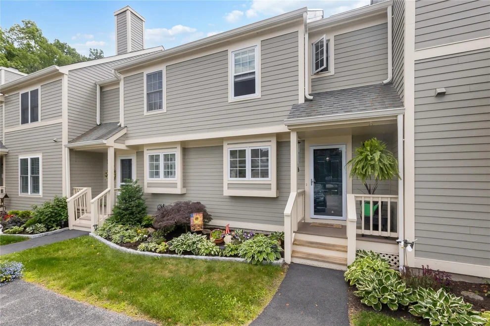 Unit for sale at 5504 Applewood Circle, Southeast, NY 10512