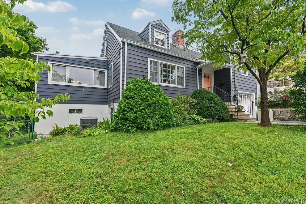 Unit for sale at 2 Edward Street, Harrison, NY 10604