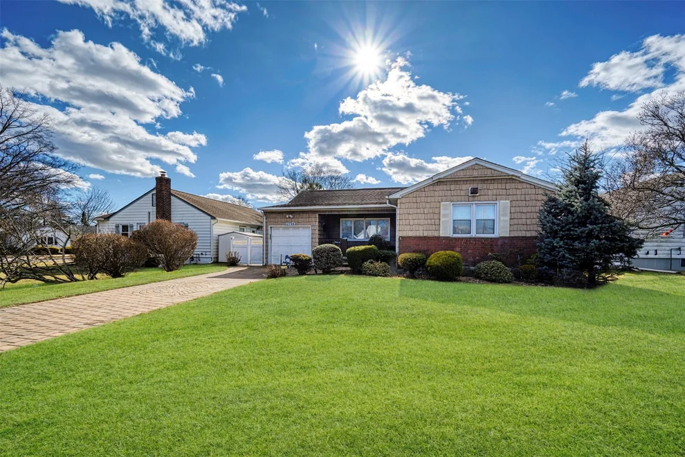 Unit for sale at 2734 Harvey Drive, Hempstead, NY 11710