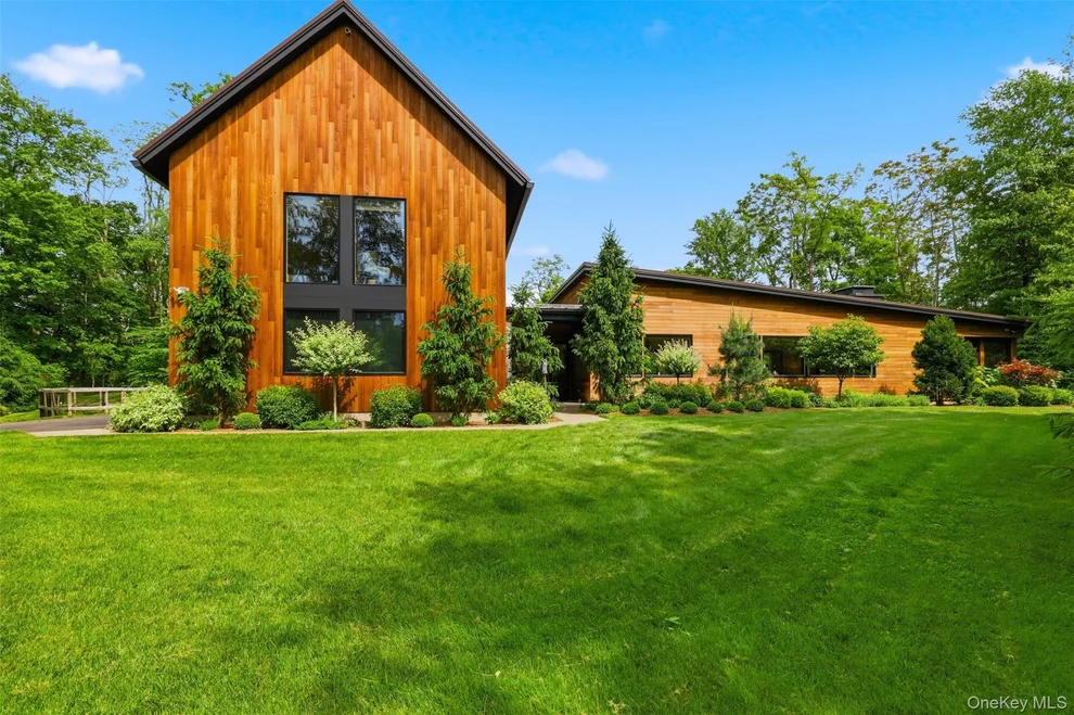 Unit for sale at 44 Woodlands Trail, Clinton, NY 12514