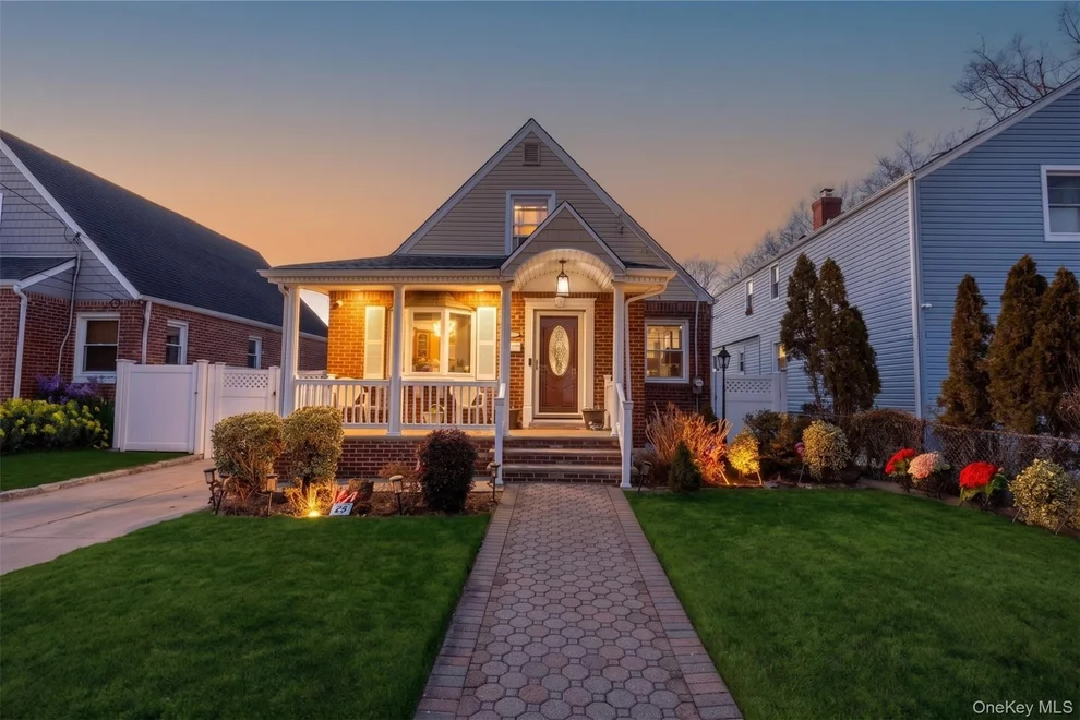 Unit for sale at 25 Everett Street, Hempstead, NY 11580