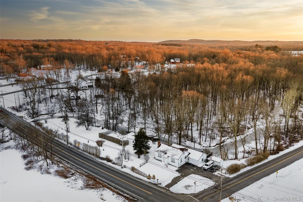 Unit for sale at 5003 Searsville Road, Crawford, NY 12566