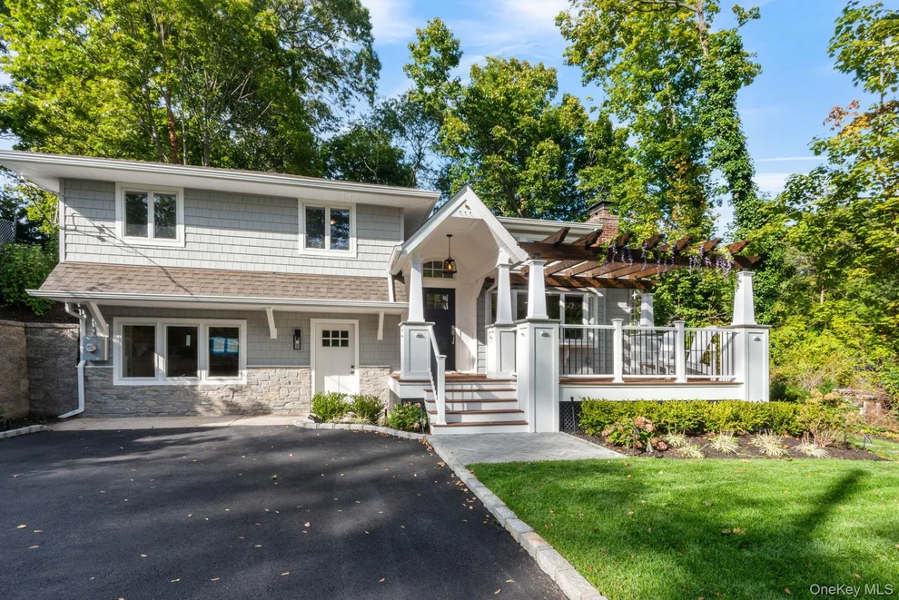 Unit for sale at 33 Alsace Place, Huntington, NY 11768