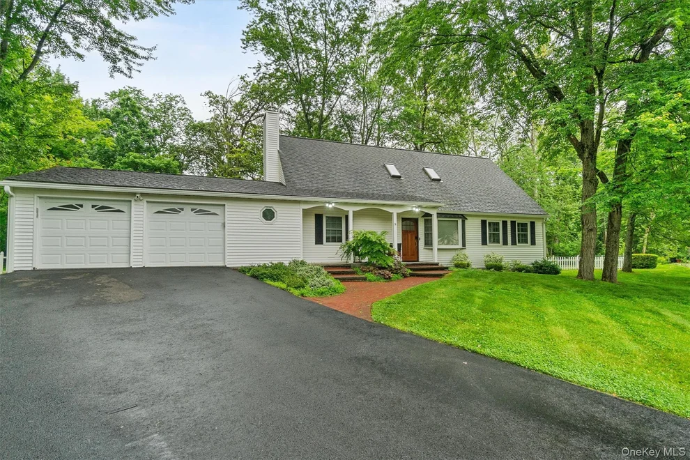 Unit for sale at 9 Schnabl Court, Wappinger, NY 12590