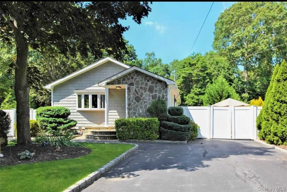 Unit for sale at 465 Wellwood Drive, Brookhaven, NY 11967
