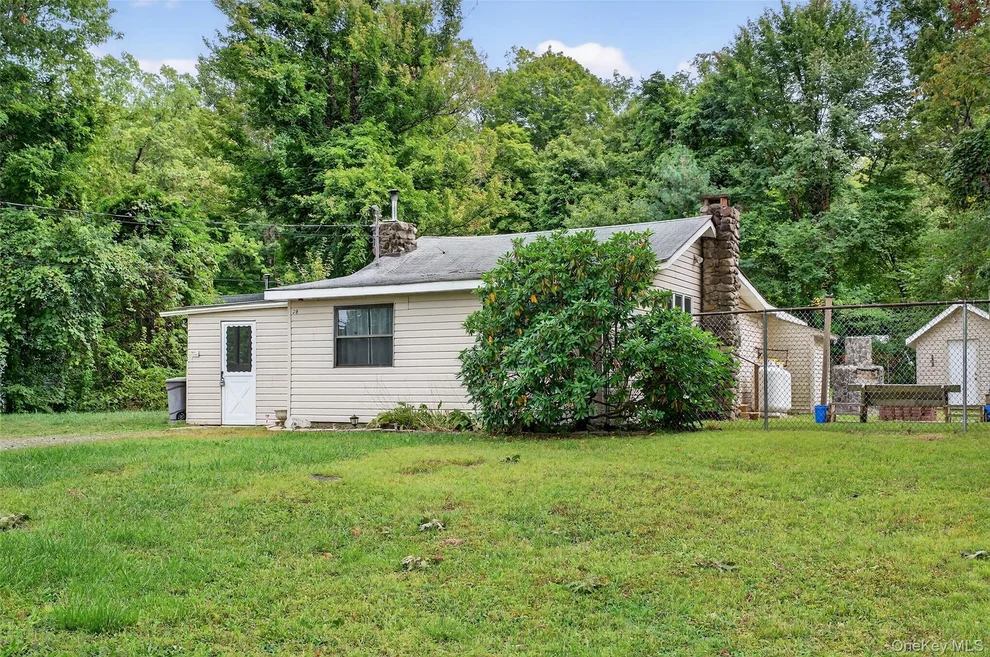 Unit for sale at 39 Hillcrest Trail, Blooming Grove, NY 10950