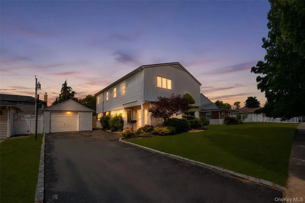 Unit for sale at 394 Warwick Road, Hempstead, NY 11554