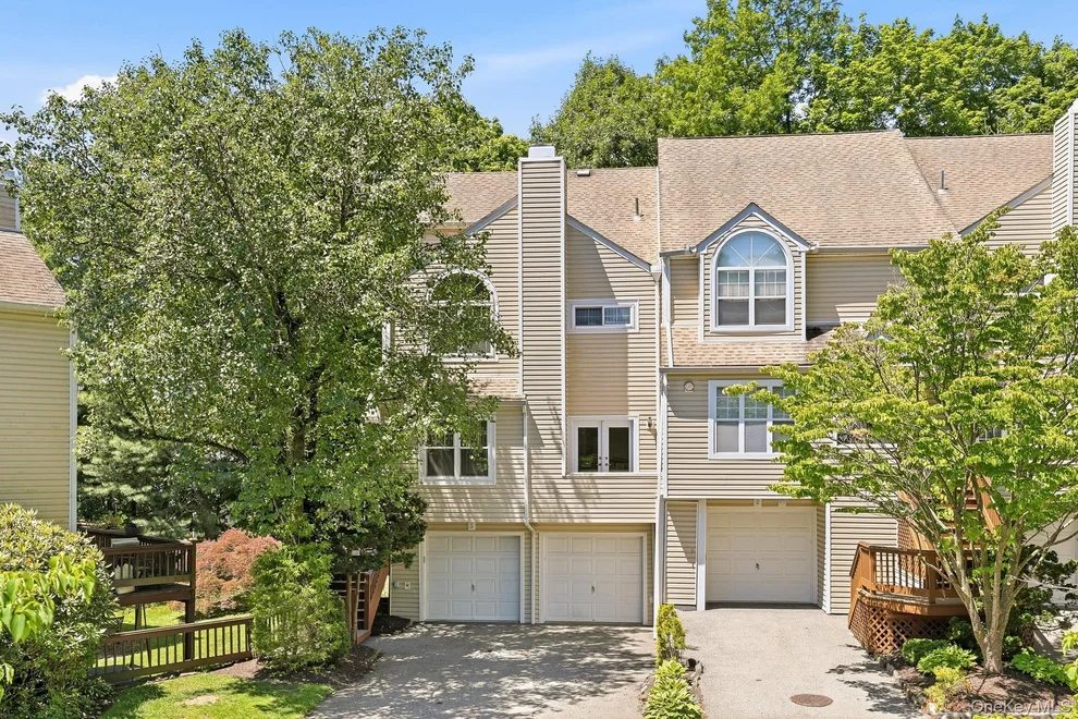 Unit for sale at 75 W Hartsdale Avenue, Greenburgh, NY 10530