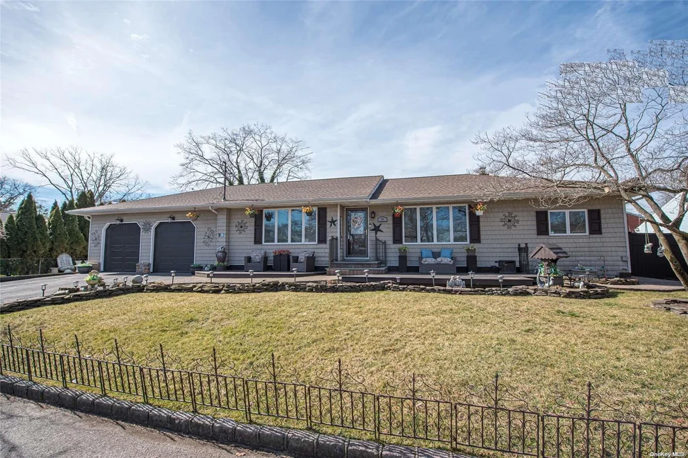 Unit for sale at 34 Pacific Avenue, Islip, NY 11730