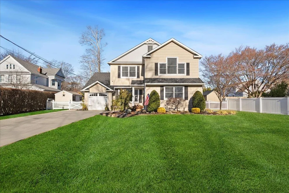 Unit for sale at 15 Coles Avenue, Babylon, NY 11701