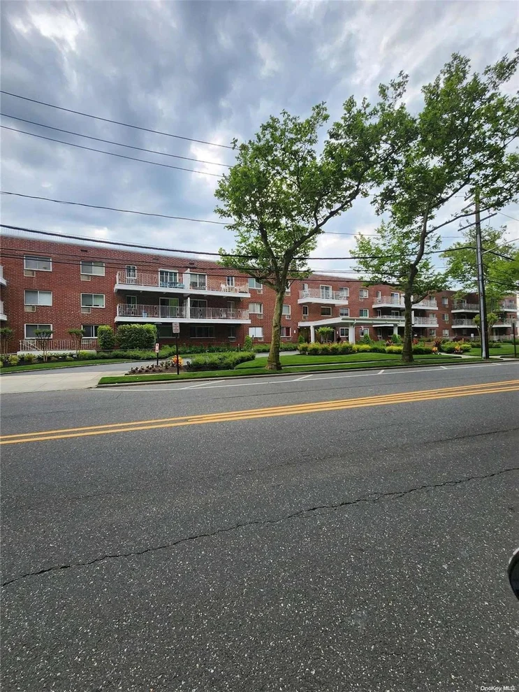 Unit for sale at 320 E Shore Road, North Hempstead, NY 11023
