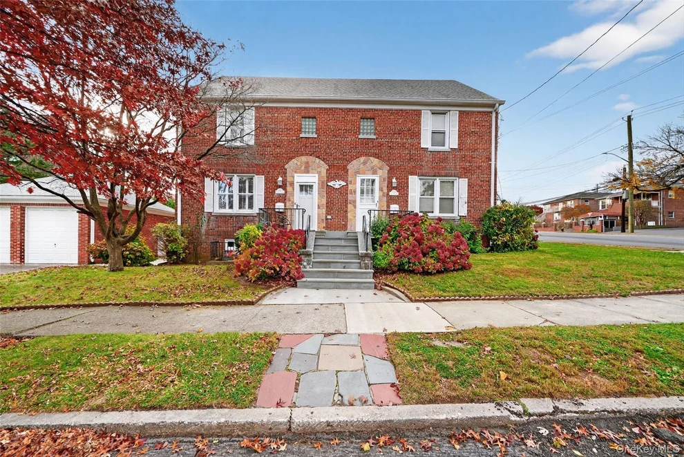 Unit for sale at 2247 mickle Avenue, New York, NY 10469