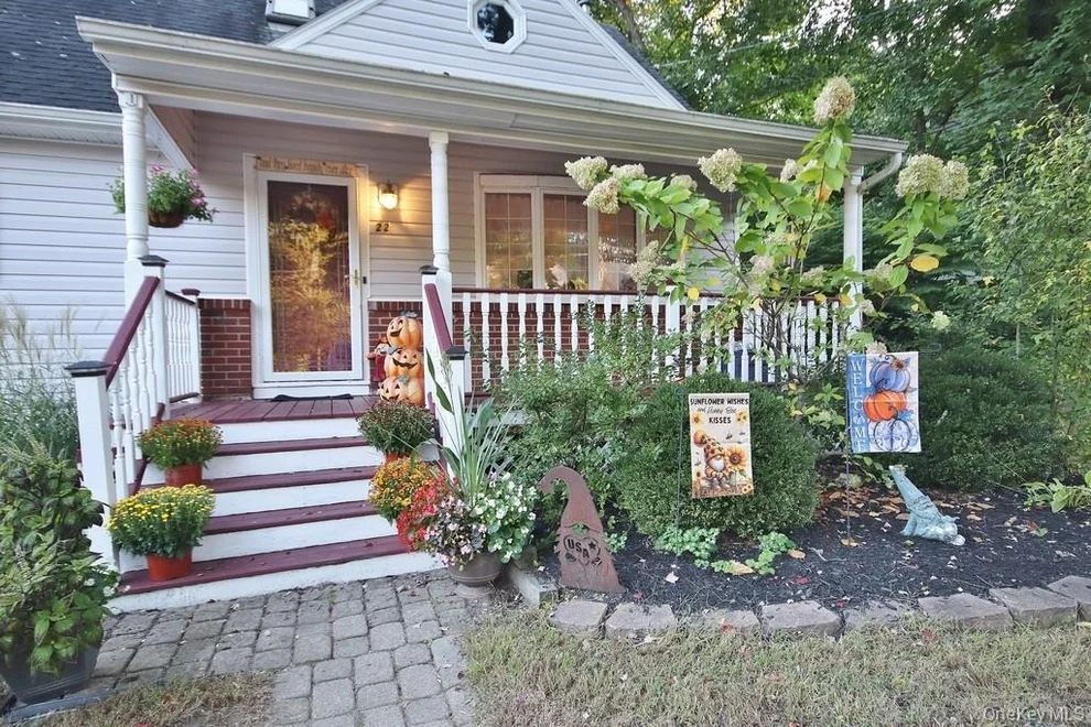 Unit for sale at 22 Richmond Place, Cortlandt, NY 10567