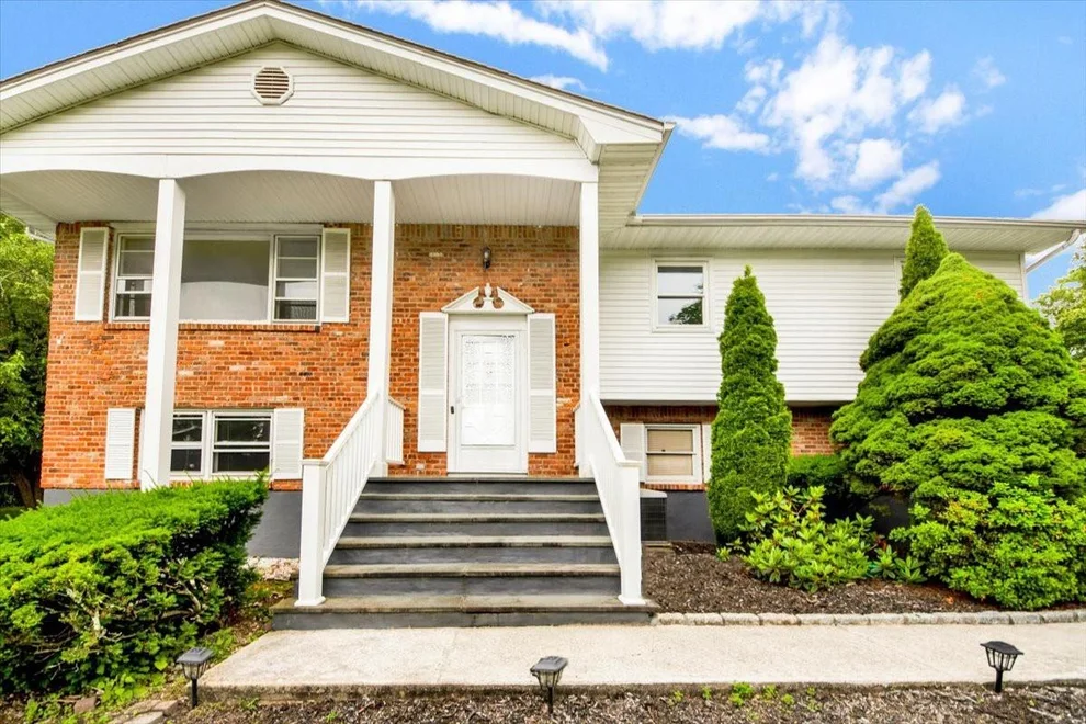 Unit for sale at 75 W Burda Place, Clarkstown, NY 10956