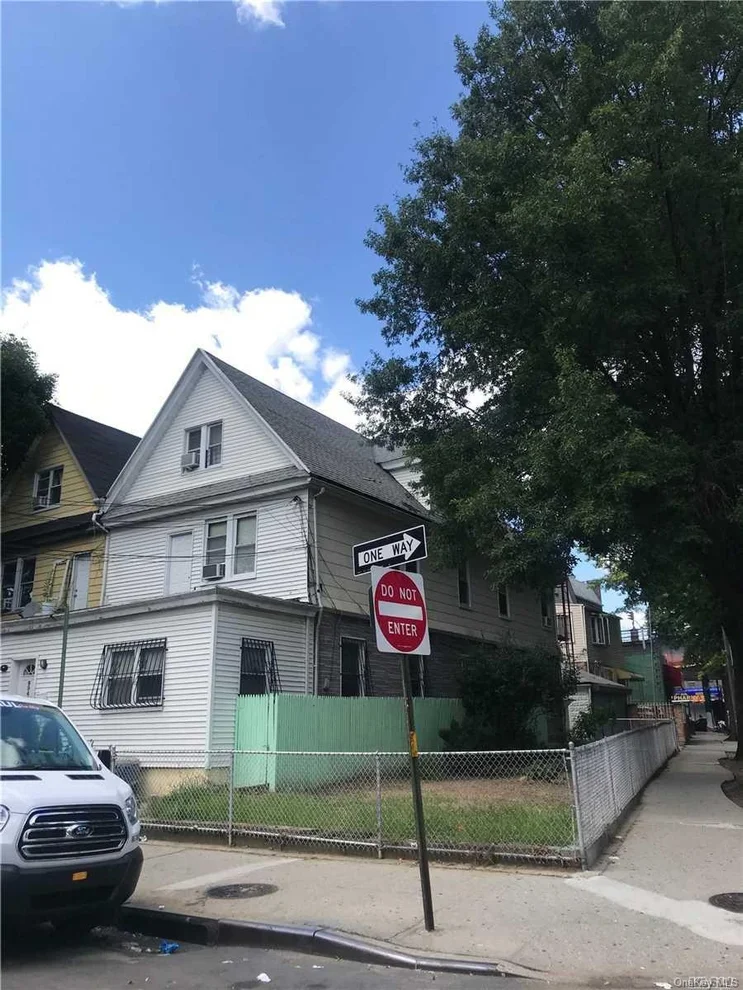 Unit for sale at 94-23 40 Road, New York, NY 11373