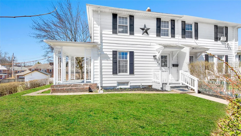 Unit for sale at 23 Bush Avenue, Newburgh (City), NY 12550
