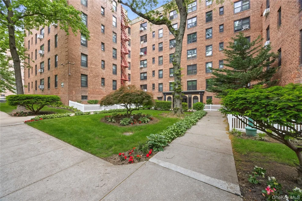 Unit for sale at 83-20 98 Street, New York, NY 11421