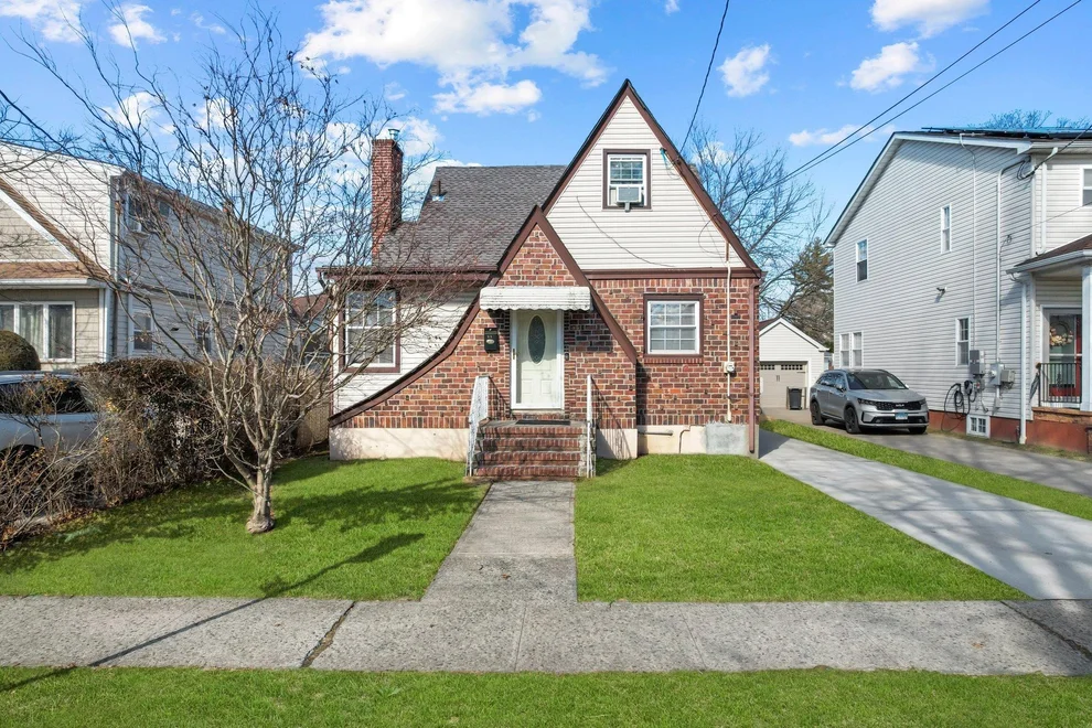 Unit for sale at 55 Ethel Street, Hempstead, NY 11580