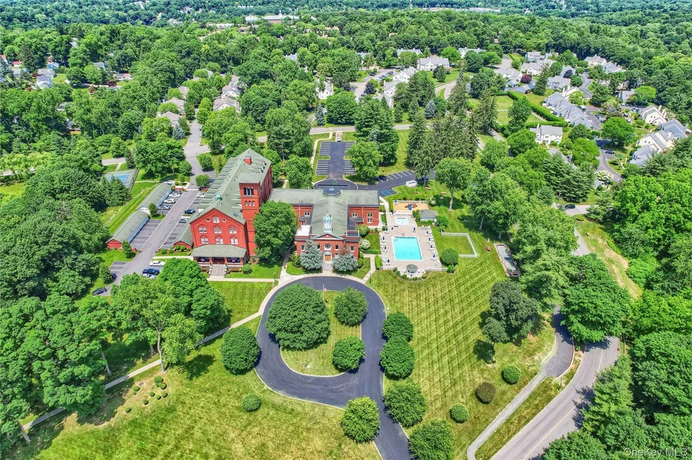 Unit for sale at 200 School House Road, Peekskill, NY 10566