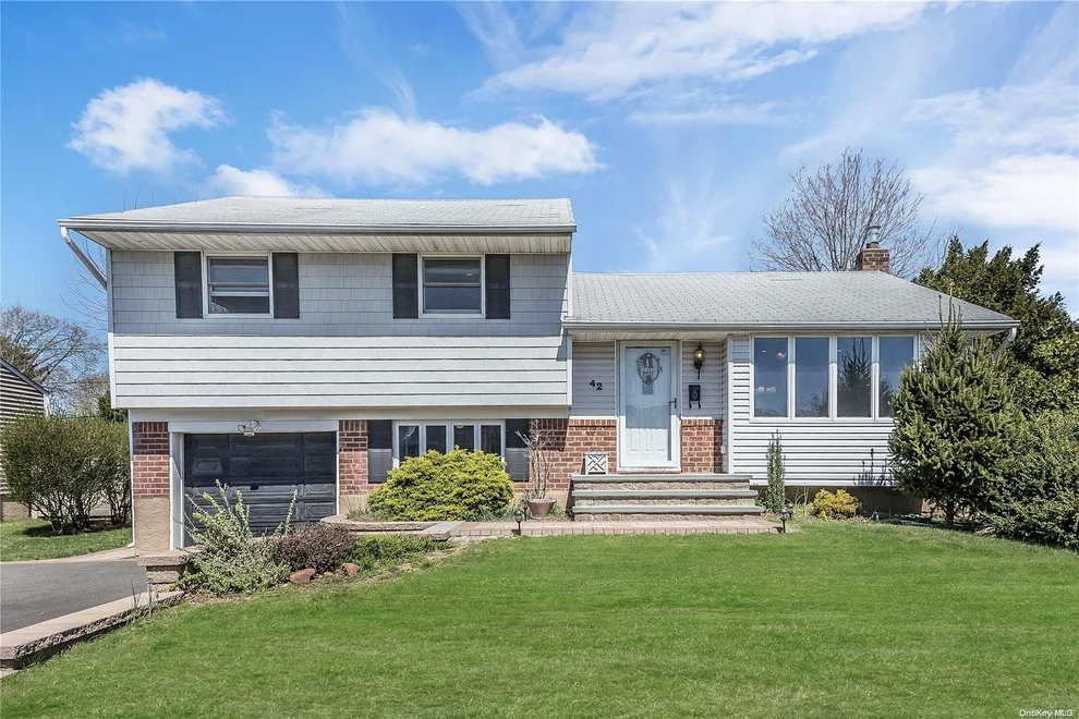 Unit for sale at 42 Eileen Avenue, Oyster Bay, NY 11803