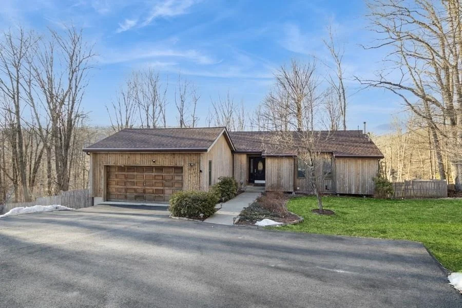 Unit for sale at 25 Longridge Trail, Putnam Valley, NY 10579