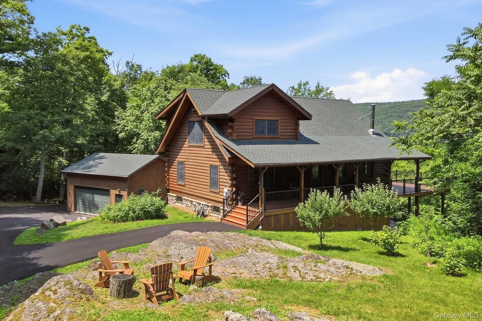 Unit for sale at 8 McKinley Avenue, Warwick (Town), NY 10925