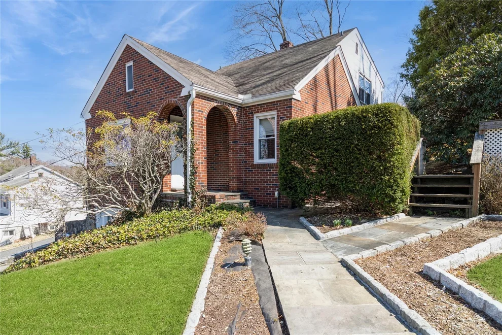 Unit for sale at 862 Linda Avenue, Mount Pleasant, NY 10594
