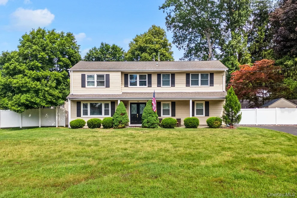 Unit for sale at 38 Hale Place, Orangetown, NY 10983