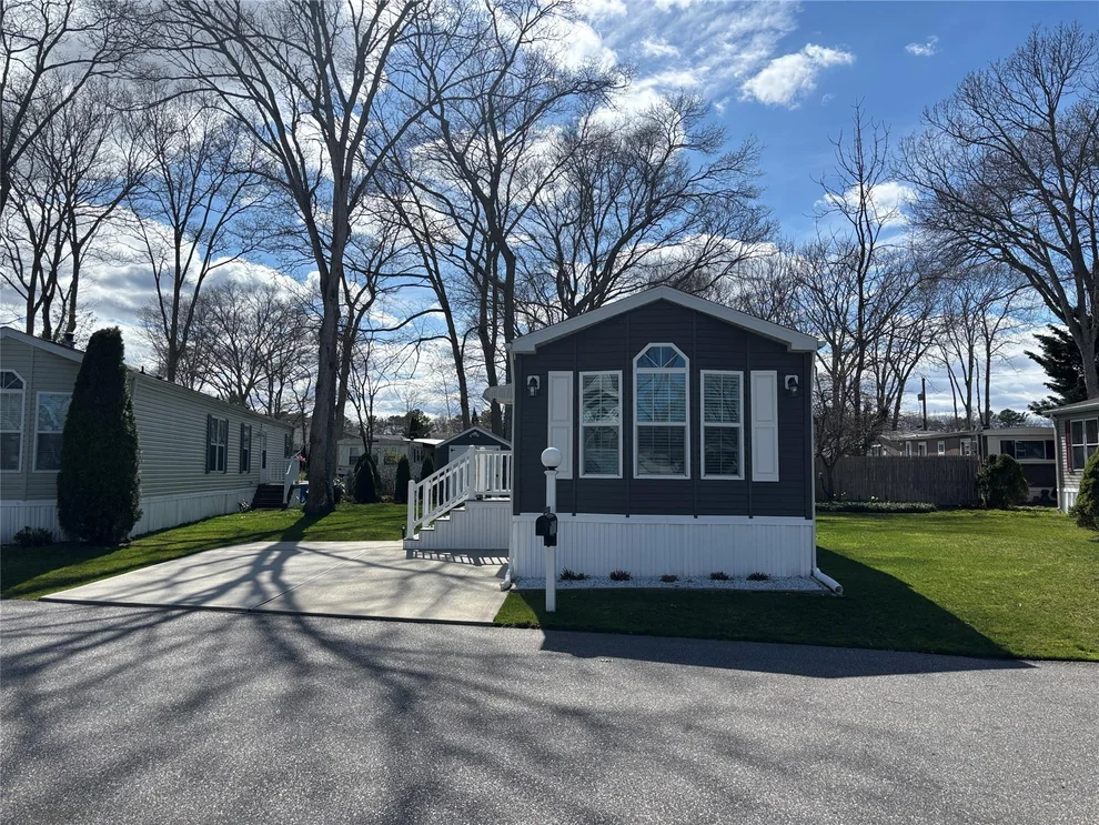 Unit for sale at 1661 OLD COUNTRY Road, Riverhead, NY 11901