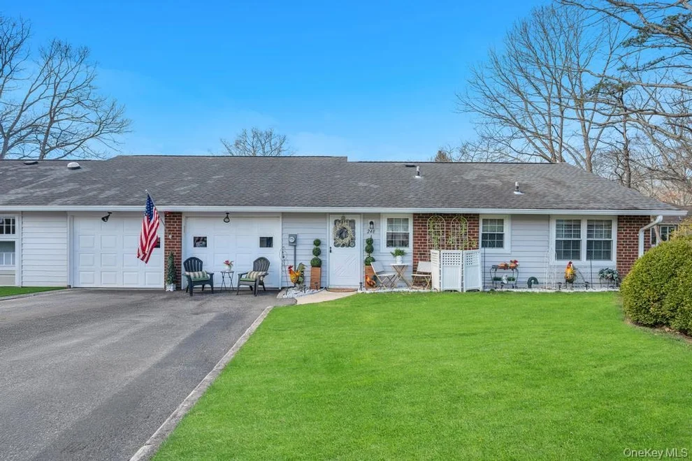 Unit for sale at 248 Newcastle Court, Brookhaven, NY 11961