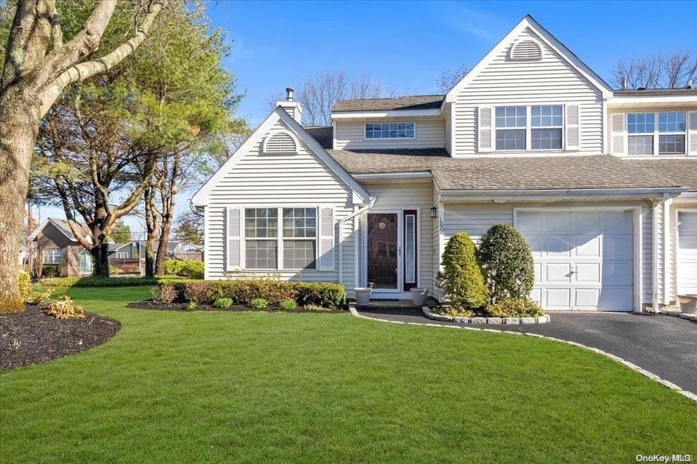 Unit for sale at 100 Mystic Circle, Islip, NY 11706