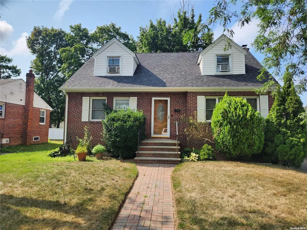 Unit for sale at 70 Jefferson Avenue, Hempstead, NY 11575