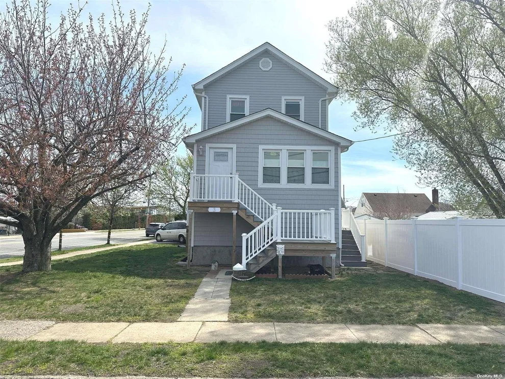 Unit for sale at 3 Ray Street, Hempstead, NY 11520