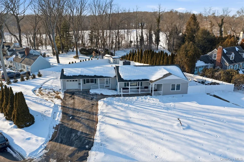 Unit for sale at 34 Mayfair Drive, Huntington, NY 11743