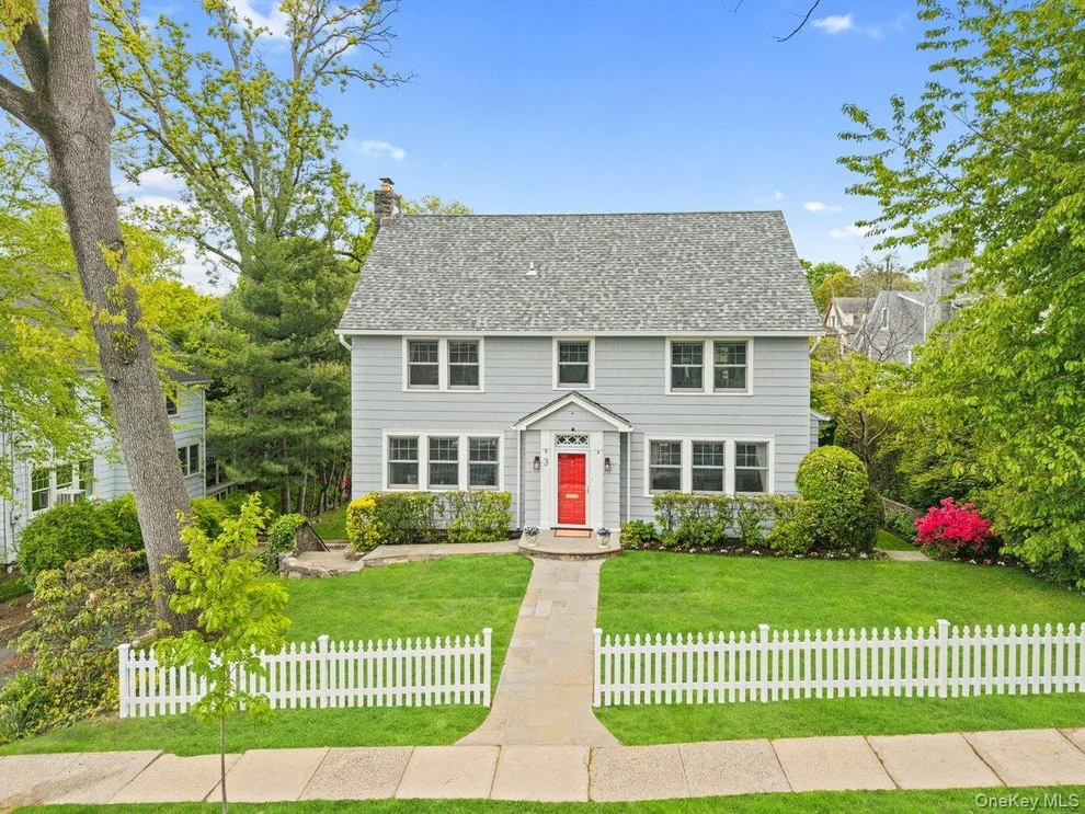 Unit for sale at 3 Vanderburgh Avenue, Mamaroneck, NY 10538