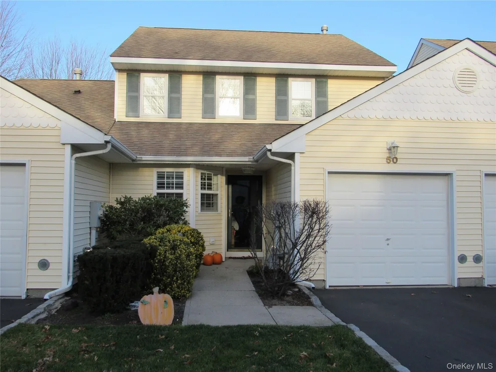 Unit for sale at 50 Strawberry Commons, Riverhead, NY 11901