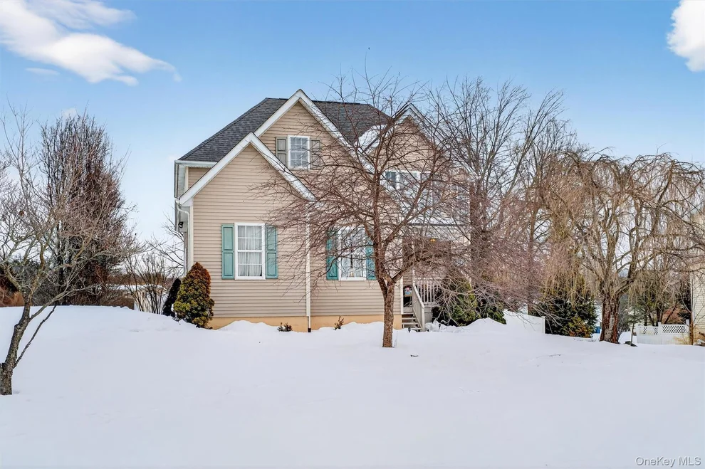 Unit for sale at 32 Woodstock Lane, Middletown, NY 10941