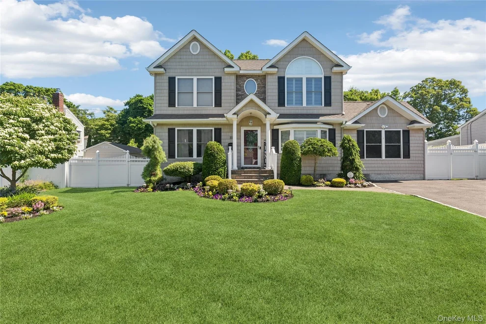 Unit for sale at 11 Barbara Road, Brookhaven, NY 11779