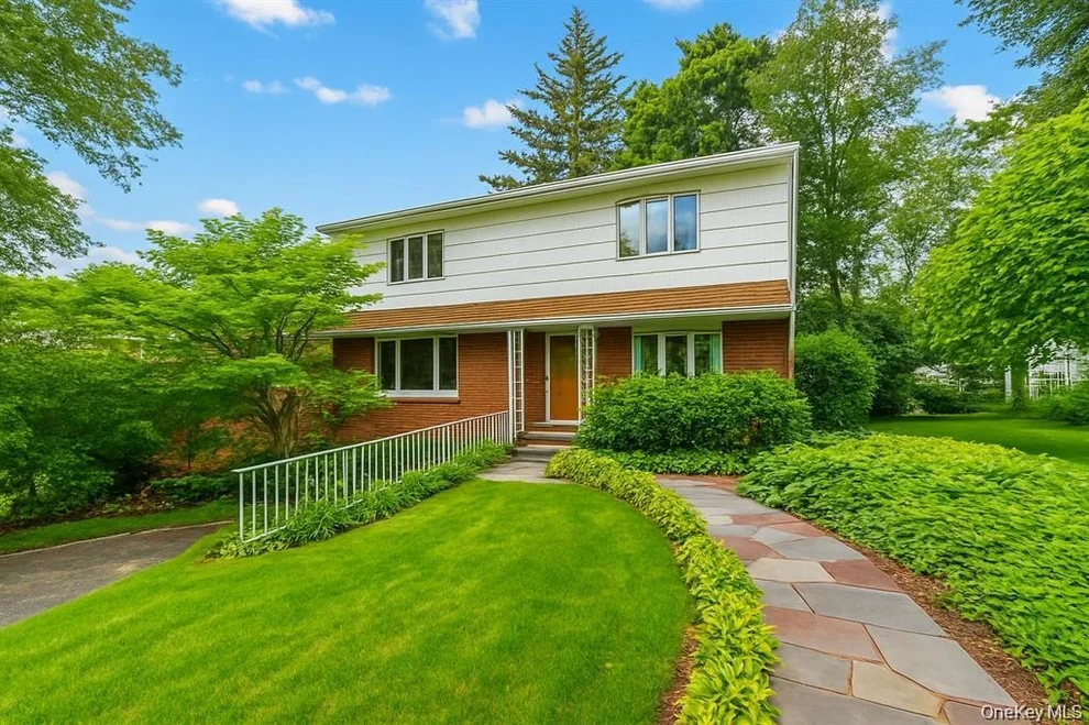 Unit for sale at 43 ELM Street, North Hempstead, NY 11021
