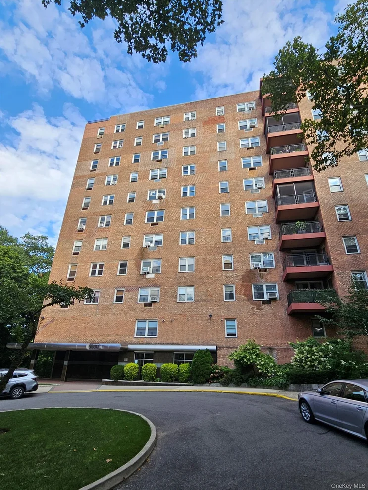Unit for sale at 5500 Fieldston Drive, New York, NY 10471