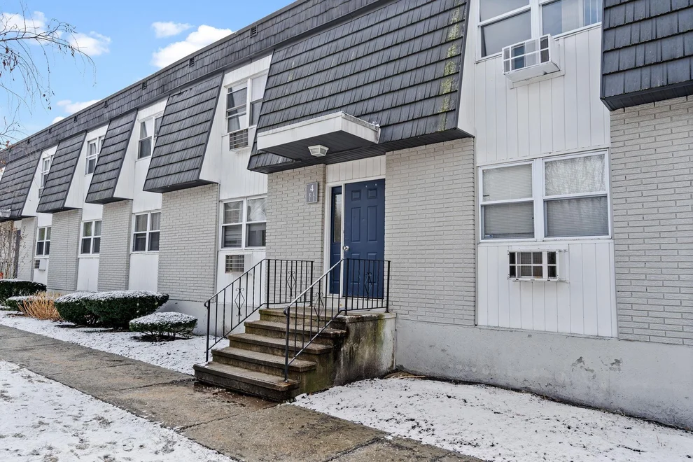 Unit for sale at 4 White Gate Road, Wappinger, NY 12590