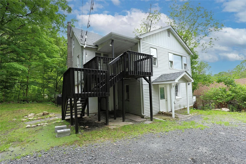 Unit for sale at 17 Rear Chapel Street, Wawarsing, NY 12428