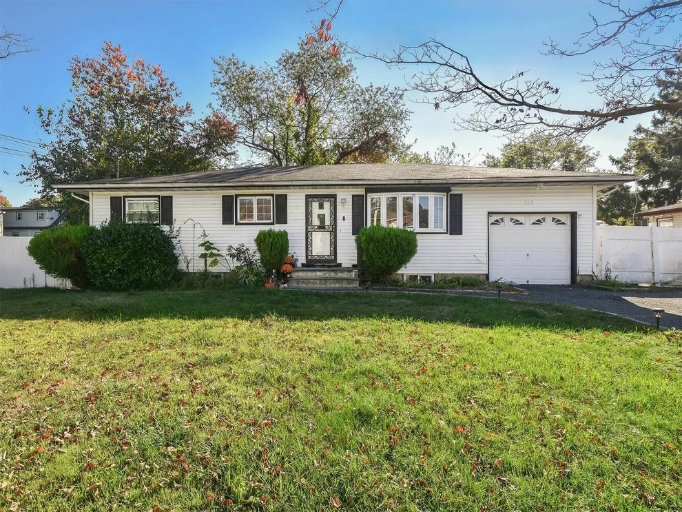 Unit for sale at 153 Scott Avenue, Babylon, NY 11729