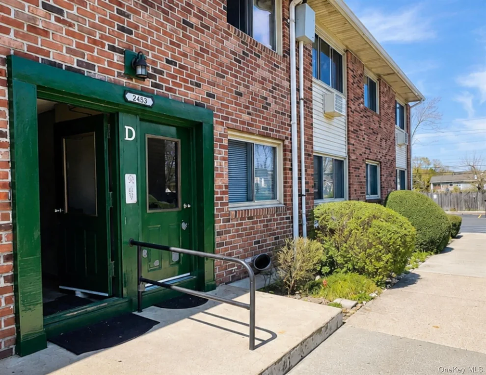 Unit for sale at 2453 D Union Boulevard, Islip, NY 11751